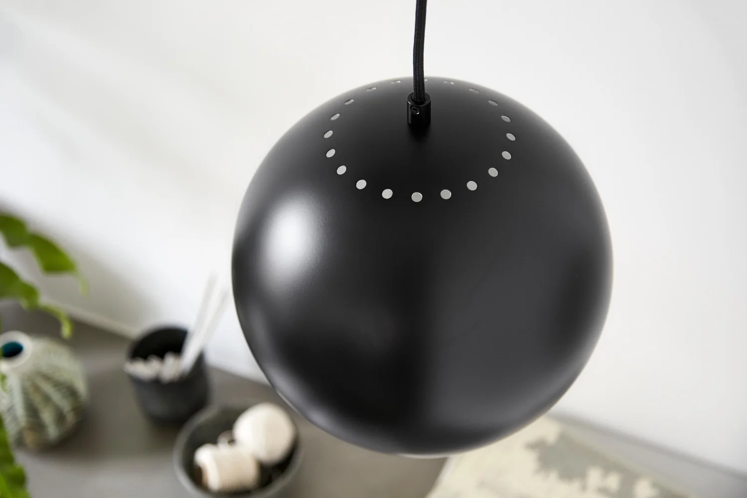 Frandsen Ball Pendelleuchte Ø25 – Art. 119322