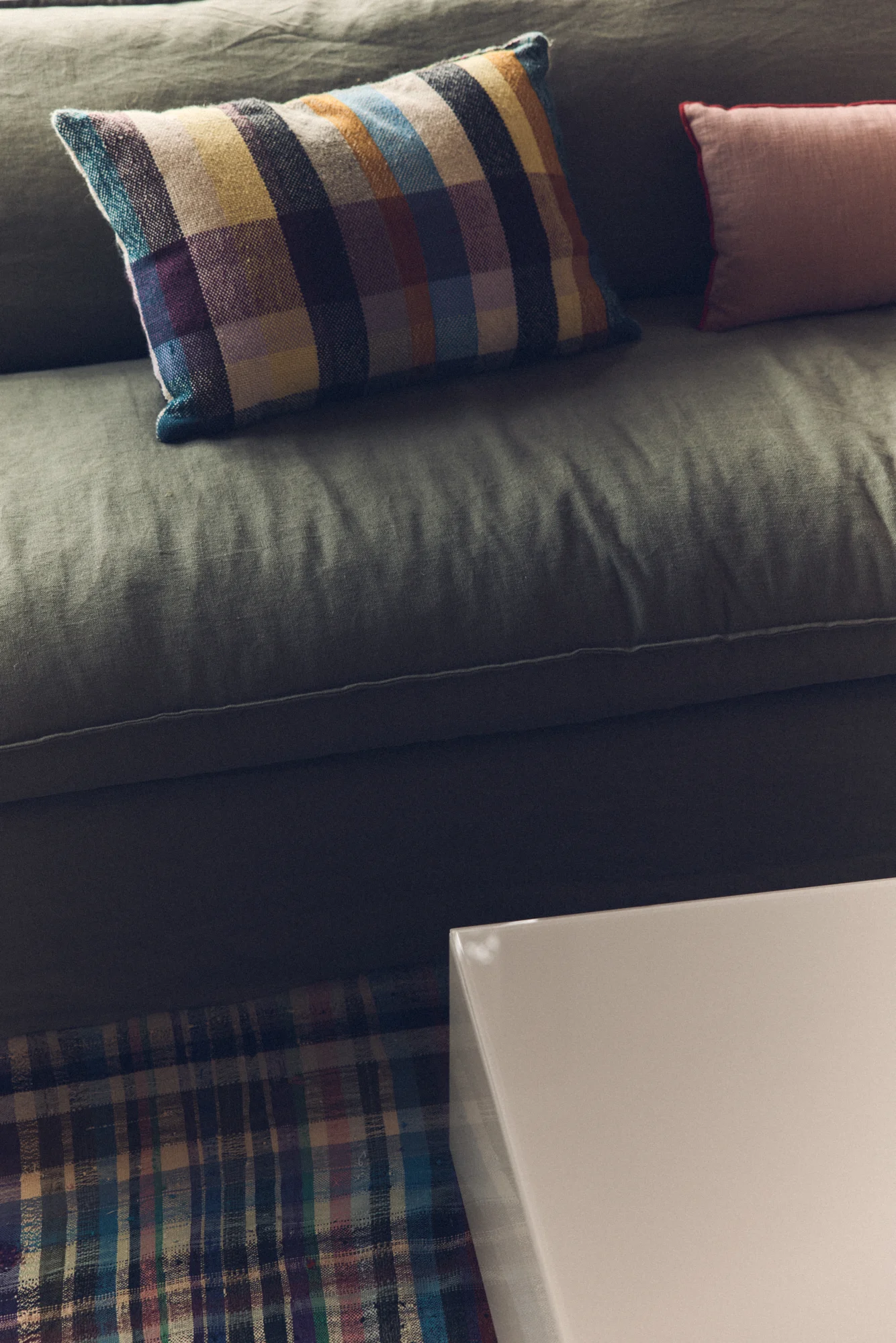 HKliving / HKliving Nomad Couch – 305 cm – 2025_additions_hkliving_shoot