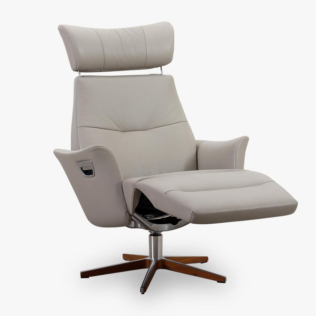 Fernsehsessel Beyoung mit Fussteil in Leder Nappa cement