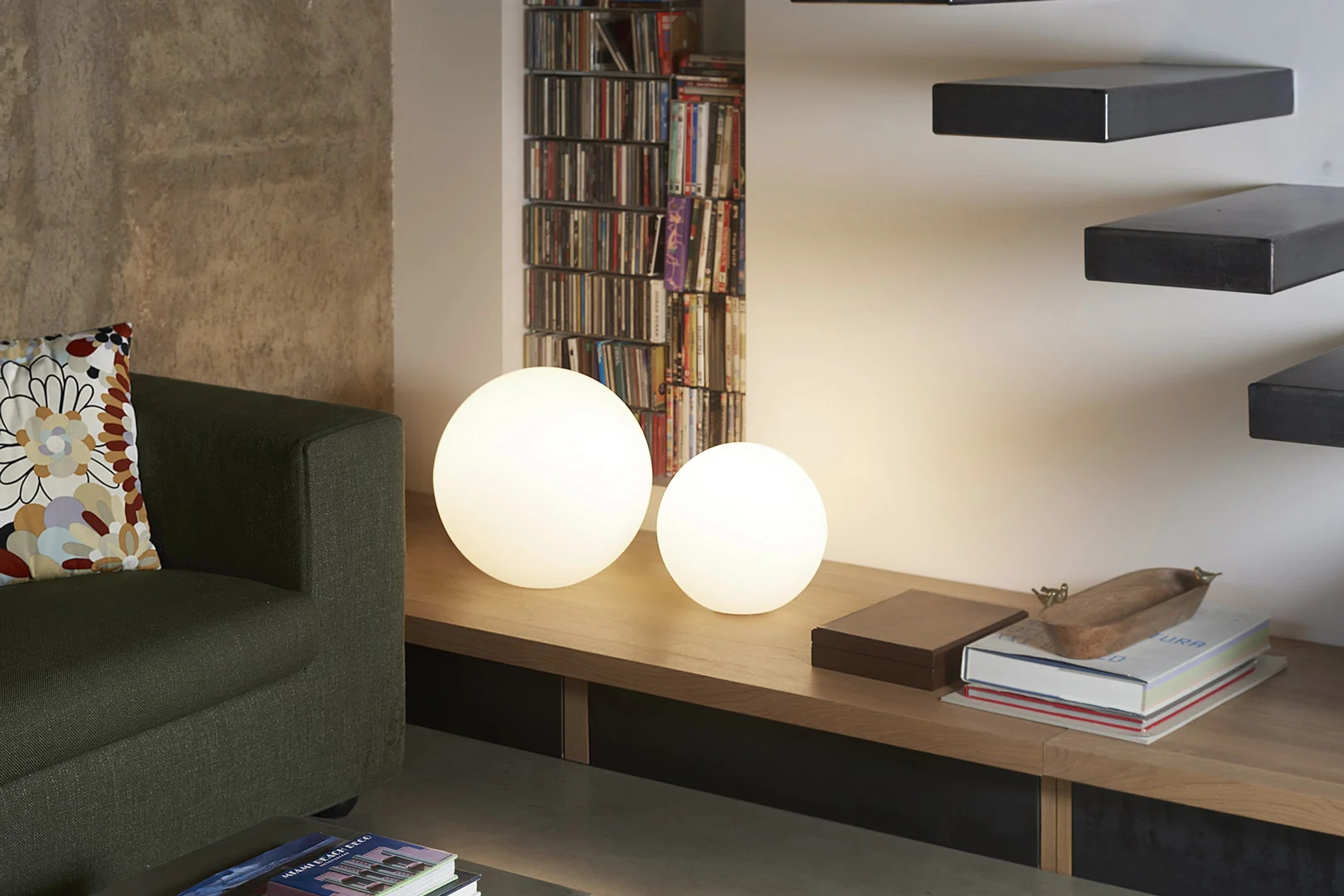 Slide Globo – Bodenlampe